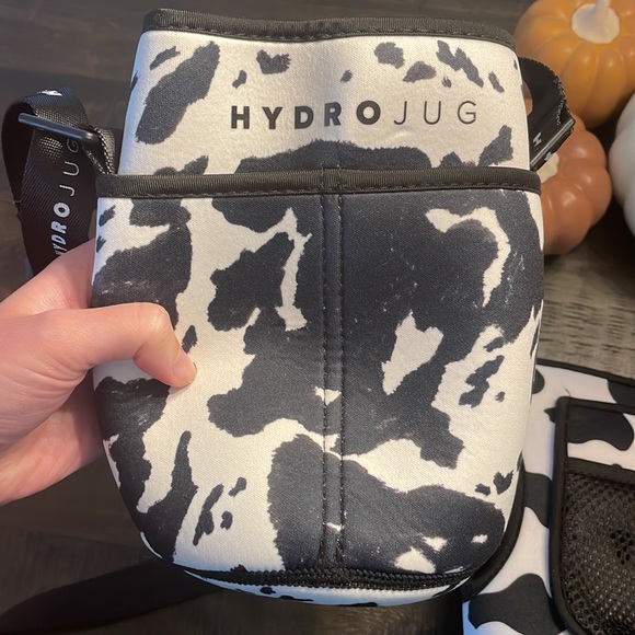 HydroJug original and new cow print sleeves with straps. EUC! - Picture 4 of 5